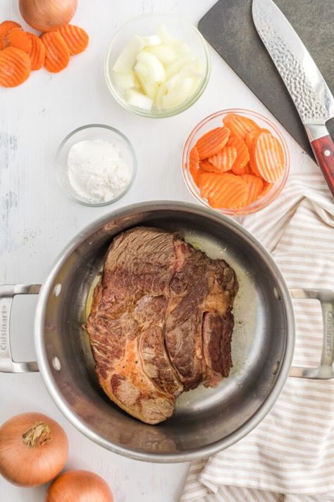 Stovetop Pot Roast Recipes, Chuck Roast On Stove Top, Beef Roast Recipes Stove Top, Beef Shoulder Roast Recipes Stove Top, Stove Top Roast Beef, Stove Top Chuck Roast, Beef Chuck Roast Recipes Stove Top, Pot Roast Recipes Stove Top, Chuck Roast Stove Top Recipe