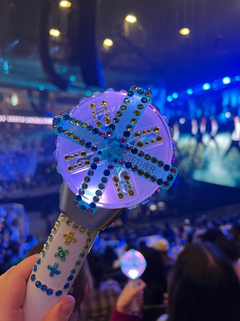 #moabong #kpop #lightstick #txt #txtbighit #tomorrowbytogether #txtlightstick #concert #kpopconcert Txt Lightstick, Kpop Lightstick, Concert