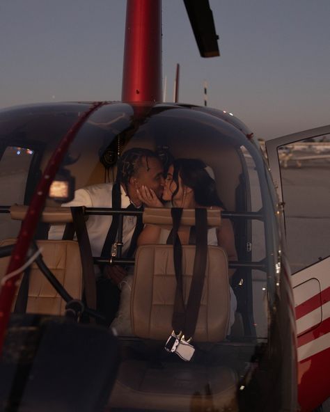 helicopter ride to enter your reception? say less ❤️‍🔥🚁 tiny look into the sneak peek gallery we sent to @taylorladines & @striveaboveothers from their California wedding weekend— complete with the most iconic reception entrance ever, with the two of them surprising their guests by flying in on a helicopter and landing in front of them! Vendor Team | Photo & Video | @madisentimp_weddings Venue | @hangar21venue @hangar21helicopters Planning and Decor | @palmandpineevents Florals | @thirdan... Helicopter Wedding Photos, Helicopter Date, Creative Shoot, Reception Entrance, Say Less, Helicopter Ride, Team Photos, Wedding Weekend, California Wedding