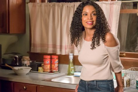 This Is Us - Season 3 Susan Kelechi Watson, Goran Višnjić, Phylicia Rashad, Eye Images, Feeling Unwanted, Stunt Doubles, Mandy Moore, Future Career, Promo Videos