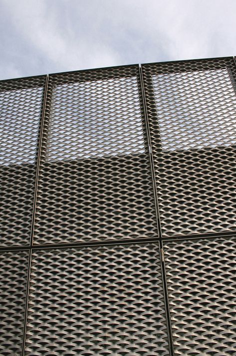 Architecture Visualization Photoshop, Garde Corps Metal, Industrial Facade, Expanded Metal Mesh, Building Skin, Retail Facade, Detail Arsitektur, Cladding Design, Metal Facade