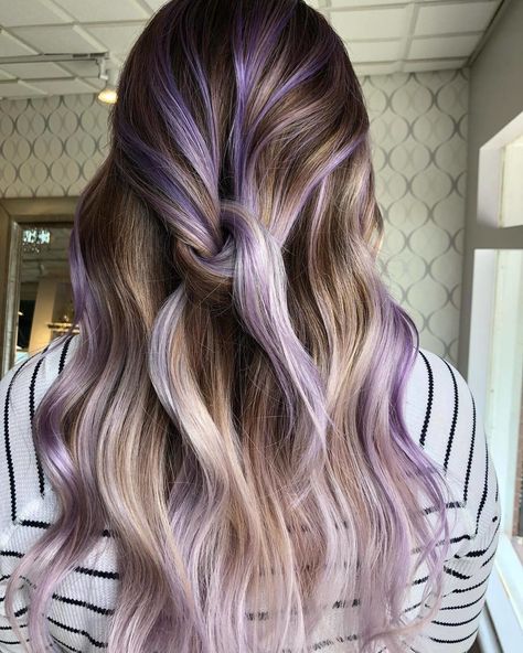 Hair Color Tips Ombre, Brown Hair With Purple Highlights Subtle, Hair Ideas For Summer 2024, Color Hair Ideas For Blondes, Blonde With Purple Hair, Light Purple Highlights Brown Hair, Blonde Balayage With Purple, Long Hair Dye Ideas, Unnatural Hair Color Ideas