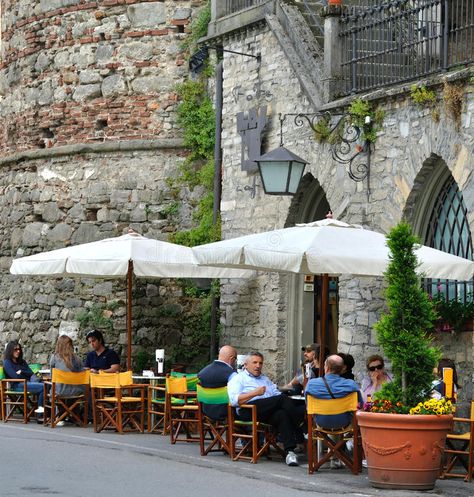 Street Cafe Outdoor, Cafe Editorial, Cafe Street, European Restaurant, Street Restaurant, Street Cafe, Italian Street, Restaurant Patio, European City