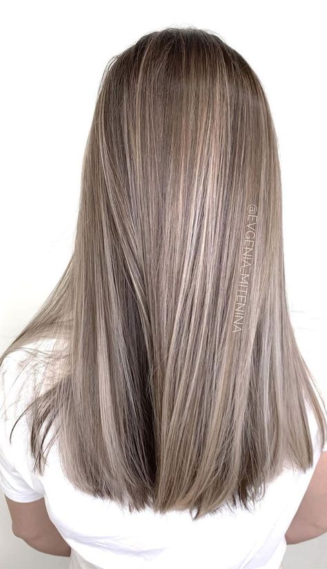 Los Maintenance Hair Color, Ash Blonde Vs Ash Brown, Mushroom Brown Straight Hair, Summer Hair Colour Ideas, Cold Brunette Balayage, Mushroom Brown Hair Color With Highlights, Medium Length Ashy Blonde Hair, Cold Tone Blonde Hair, Cold Blonde Highlights Brown Hair