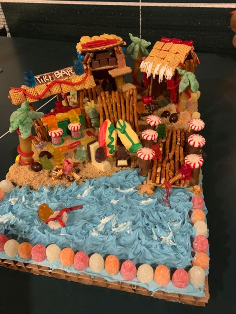 Gingerbread Ideas, Lake Party, Candy Board, Gingerbread House Designs, Gingerbread House Decorations, Beach Ideas, Christmas Gingerbread House, House Decorations, Gingerbread Houses