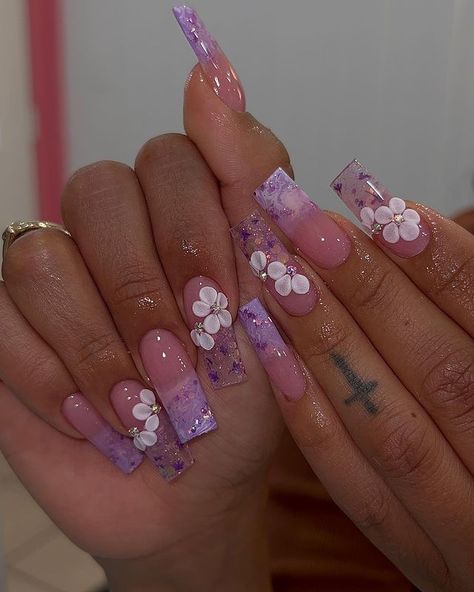 French Tip Nail Inspiration, Purple French Tip, Quinceanera Nails, Purple French, Lilac Nails, Purple Acrylic Nails, Purple Set, Lavender Nails, Cute Acrylic Nail Designs