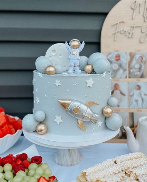 Astronaut First Birthday Cake, Space Theme 1st Birthday Cake, 1st Birthday Space Theme Smash Cake, 1st Trip Around The Moon Birthday, Astronaut One Year Birthday, Houston We Have A One Year Old Cake, First Trip Around The Sun Pictures, 3 2 One Blast Off Birthday, 2nd Birthday Space Theme