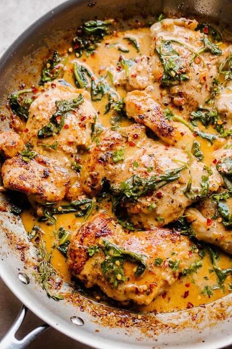 These incredible one-pot chicken dinner recipes are so easy, you can even whip them up on a busy weeknight. They're juicy, flavorful, and perfect for a family feast. Chicken With Spinach Recipes, Creamed Spinach Chicken, Chicken And Spinach Recipes, Chicken Spinach Recipes, Easy Weeknight Recipes, Chicken Breast Crockpot Recipes, Crockpot Chicken Breast, Chicken With Spinach, Spinach Chicken