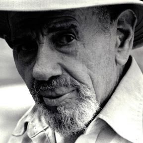 Jacque Fresco, University Lectures, Designing Home, Home Design Inspiration, Chic Leather, Lee Jeffries, Beautiful Mind, Yoga Leggings, Home Design