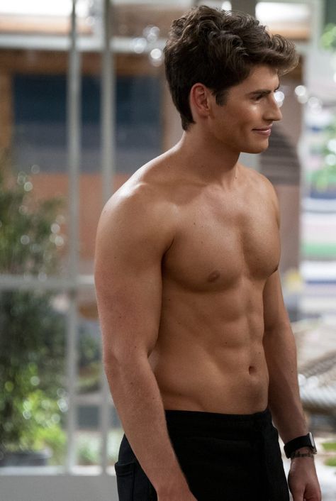 Aston Butler, Mason Greyback, Greg Sulkin, Mc Dreamy, Athletic Bodies, Noah Flynn, The Cheat Sheet, Gregg Sulkin, Handsome Cowboys