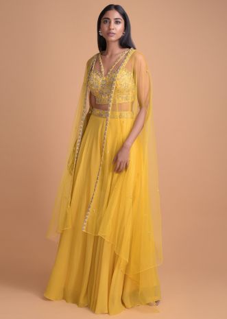 Indian Lehengas, Designer Lehengas Designer Lahangas, Mustard Lehenga, Dresses Lehenga, Ruffle Dupatta, डिजाइनर कपड़े, Haldi Dress, Lehenga Crop Top, Haldi Outfits, Embellished Crop Top