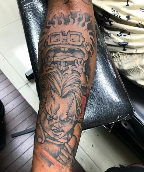 REAL on Instagram: “Chuckie and chucky.. ®️💉” Hood Tattoo For Men Forearm, Hood Tattoos For Men Arm, Naomi Tattoo, Hood Tattoo For Men, Trap Tattoos Men, Pharaoh Tattoo, Black People Tattoos, Chucky Tattoo, Black Men Tattoos