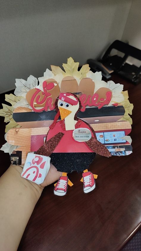 Turkey In Disguise For Girls Diy, Disguising A Turkey Ideas, Disguise A Turkey Chick Fil A, Turkey Disguise Project Ideas, Turkey Chicks, Book Parade, Turkey In Disguise, Turkey Disguise Project, Turkey Disguise