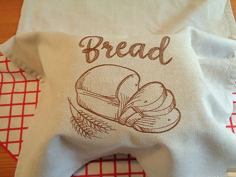 Machine Embroidery Designs Projects, Bread Bag, Brother Embroidery Machine, Brother Embroidery, Bread Bags, Homemade Diy, Easy Bread, Embroidery Library, Quilting Tips