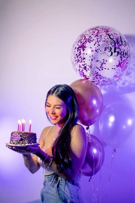 Poses Photoshoot Ideas, Euphoria Birthday Photoshoot Ideas, Purple Photoshoot Birthday, Birthday Photoshoot Euphoria, Purple Birthday Photoshoot, Cake Poses Photo Ideas, Violet Photoshoot, 16 Birthday Photoshoot Purple, Purple Backdrop Photoshoot