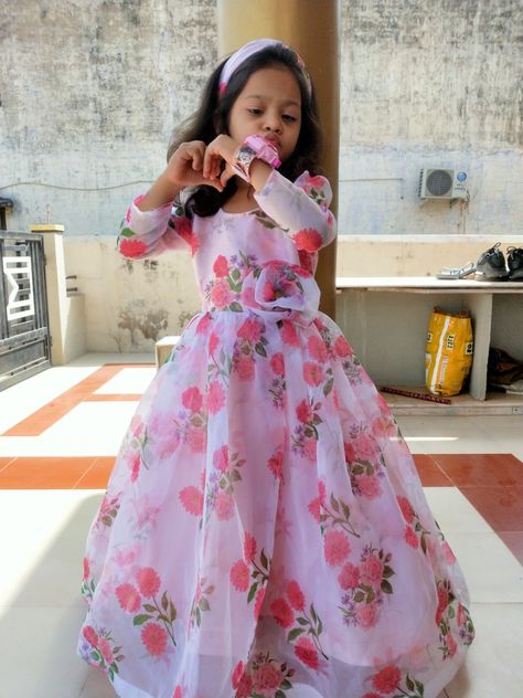 Organza Baby Frocks Designs, Organza Kids Frocks Design, Floral Long Frocks For Kids, Organza Dresses For Women, Long Frock Designs For Kids, Organza Dress For Kids, Organza Frocks For Kids, Organza Frocks For Women, Printed Long Frocks