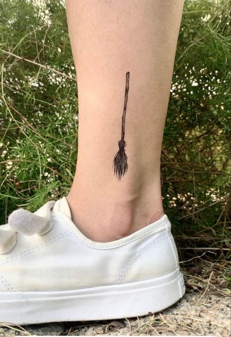 Broom Finger Tattoo, Simple Witch Broom Tattoo, Sanderson Sister Tattoo Ideas, Salem Themed Tattoo, Witch’s Broom Tattoo, Salem Ma Tattoo, Witchy Broom Tattoo, Witch Silhouette Tattoo, Witch On Broom Tattoo