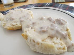 Jenn's Food Journey: Biscuits and Sausage Gravy Homemade Gravy For Biscuits, Sausage Gravy And Biscuits, Sausage Gravy Recipe, Southern Breakfast, White Gravy, Chipped Beef, Gluten Free Biscuits, Drop Biscuits, Homemade Biscuits