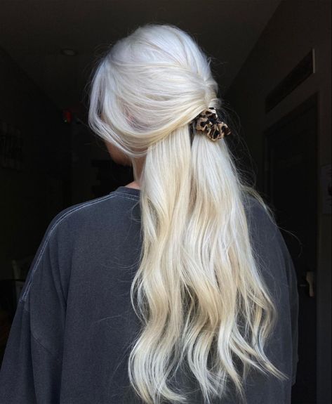 Loose Pony Updo, Smooth Low Ponytail, Blonde Hair Low Ponytail, Low Blonde Ponytail, Loose Low Ponytail, Low Pony Hairstyles, Pony Hairstyle, Pony Hairstyles, Loose Ponytail