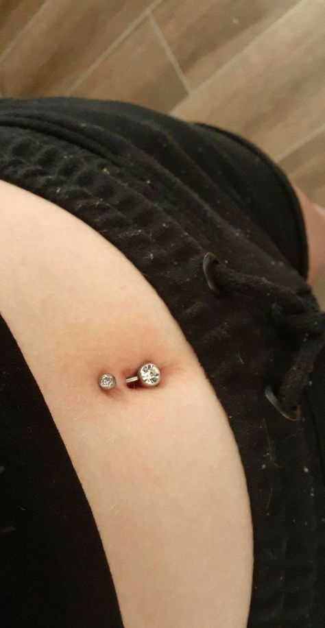 Belly Button Piercing Rings, Bellybutton Piercings, Belly Button Piercing Jewelry, Belly Piercing Jewelry, Cute Piercings, Belly Jewelry, Hair Tutorials For Medium Hair, Navel Piercing, Belly Piercing