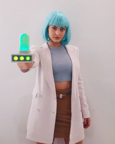 Rick And Morty Costume, Morty Costume, Badass Halloween Costumes, Halloweenský Makeup, Best Celebrity Halloween Costumes, Cami Mendes, Halloween Coustumes, Couple Costumes, Cute Couple Halloween Costumes