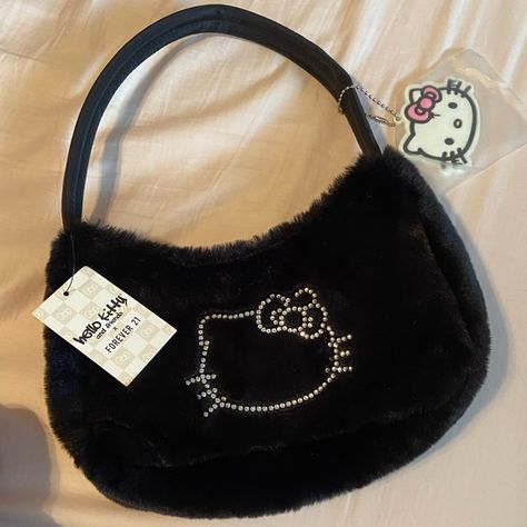 Faux Fur Hello Kitty Shoulder Bag Hello Kitty Handbags, Hello Kitty Purse, Kitty Clothes, Hello Kitty Clothes, Hello Kitty Friends, Hello Kitty Aesthetic, Hello Kitty Bag, My Melody Kuromi, Hello Kit