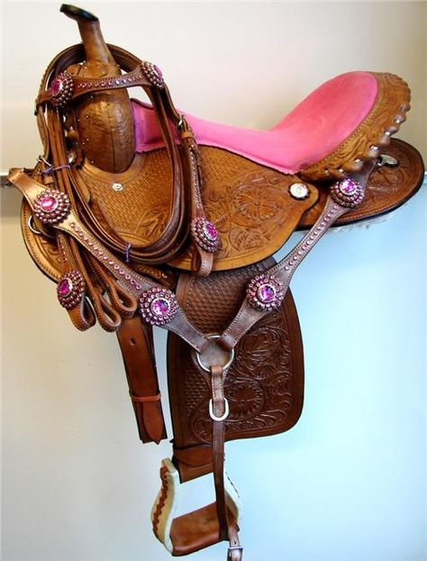 colorful pictures of western saddles | ... HOT PINK BLING Western SHOW horse BARREL SADDLE Showman 3pc TACK set Pink Horse Tack Western, Hot Pink Tack Set, Pink Saddle, Pink Horse Saddle, Pink Horse Tack, Barrel Racing Tack, Barrel Saddle, Show Horse, Western Tack