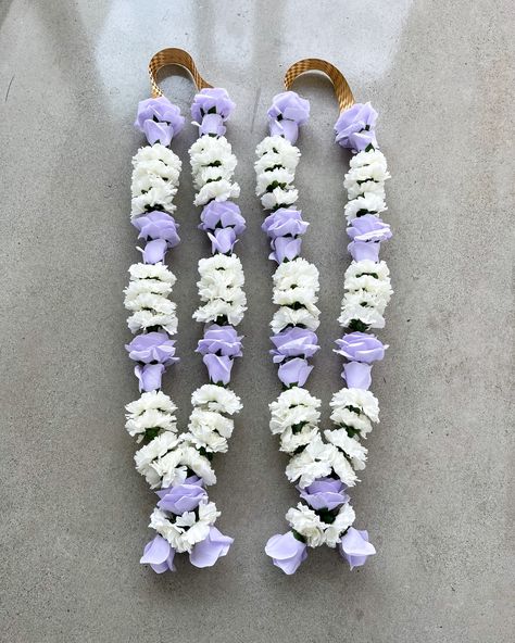 Purple Garland Wedding Indian, Lavender Indian Wedding, Wedding Mala Rose, Indian Garland, Jai Mala, Wedding Varmala, God Frame, Rose Garland Wedding, Wedding Mala