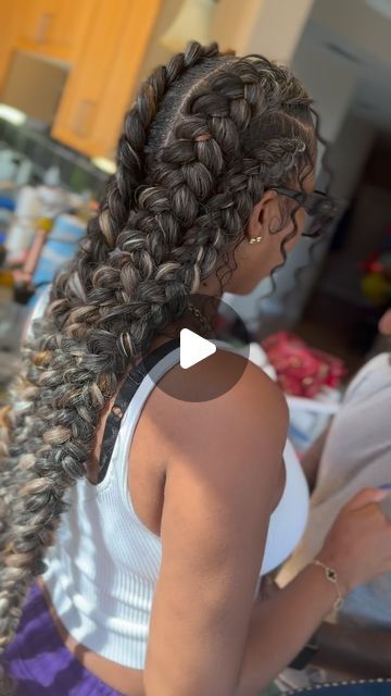 Butterfly Cornrow Braids, 4 Butterfly Braids, Butterfly Braids For Black Women, Braid Techniques, How To Do Butterfly, Braided Butterfly, Butter Braids, Braids Colors, Gel Nails Colors