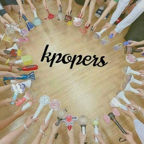 Kpop Merchandise, Pop Albums, Fandom Kpop, Bts And Exo, Bts Merch, Kpop Merch, Blackpink And Bts, Naha, Bts Fans