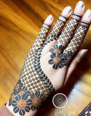 Finger Mehndi Designs, Finger Mehndi, Latest Arabic Mehndi Designs, Tattoo Design For Hand, Bridal Mehendi Designs Hands, Henna Art Designs, Rose Mehndi Designs, Mehndi Design Pictures, Engagement Mehndi Designs