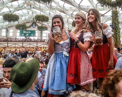 Beer Festival Outfit, Octoberfest Girls, Beer Maid, Munich Oktoberfest, Oktoberfest Woman, Beer Tent, Schedule Of Events, Chicken Hats, Beer Girl