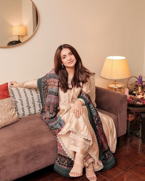 Yumna Zaidi (@yumnazaidiofficial) • Instagram photos and videos Yumna Zaidi Dresses, Zainab Shabbir, Pakistani Actress Dresses, Faiza Saqlain, Dress Design Pakistani, Eid Ul Azha, Trendy Cocktail Dresses, Eastern Dresses, Yumna Zaidi