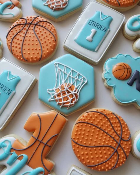 Lisette Cookie Studio on Instagram: “Rookie of the year 🏀 #firstbirthdaycookies #basketballbirthday . . Inspo for the ball in the net from 🧡 @hanamade.cookies 👈 Give her a…” Born 2 Ball Cookies, Basketball Smash Cake First Birthdays, Basketball Themed Birthday Party, Basketball Cupcakes, Basketball Theme Birthday, Basketball Cookies, Basketball Baby Shower, First Birthday Cookies, Basketball Cake