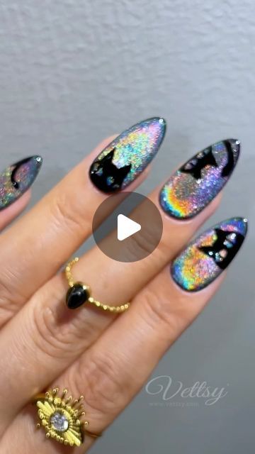 Black Cat Eye Nail Ideas, Cateye Nailart, Cats Nails, Halloween Products, Holo Nails, Tag Friends, Cat Eye Gel, Rainbow Cat, Halloween Costumes Makeup