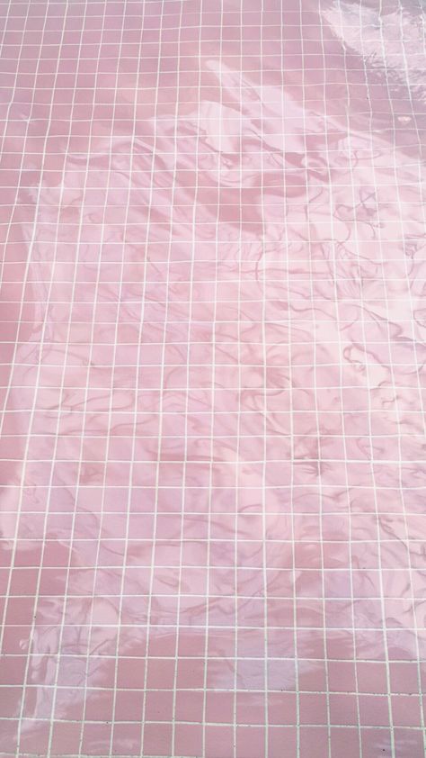 CO Springs has a beautiful indoor pool inside the Broadmoor Hotel featuring this tile as you enter the pool. Pink Swimming Pool, Pool Fashion Editorial, Broadmoor Hotel, Pink Pool, Pink Hotel, Dream House Aesthetic, Pool Paint, Pale Grunge, Swimming Pool Tiles