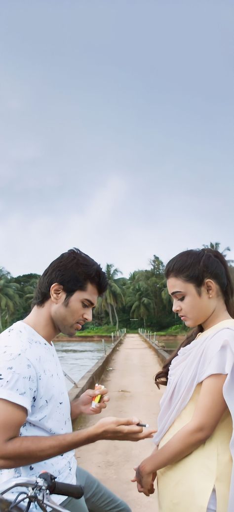 Arjun Reddy Love Images, Arjun Reddy Wallpapers, Lyrics Photo, Arjun Reddy, Editing Pics, New Movie Images, Anarkali Dresses, Vijay Devarakonda, New Photos Hd