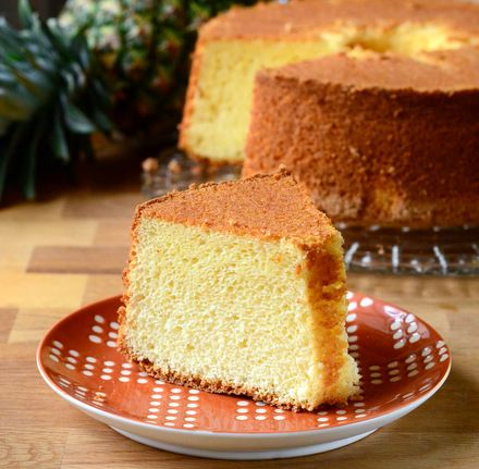 Pineapple Sponge Cake Foam Cake, Fruity Cake, Chocolate Oatmeal Cookies, Cake Recipes From Scratch, Types Of Cakes, Icing Recipe, Cake Baking, Angel Food, Savoury Cake