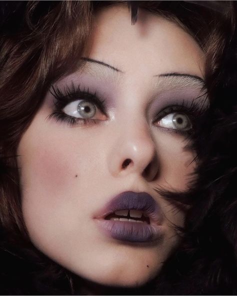 1920s Makeup, Swag Makeup, Photographie Portrait Inspiration, Cute Makeup Looks, Goth Makeup, Dark Makeup, Eye Makeup Art, Foto Art, Editorial Makeup