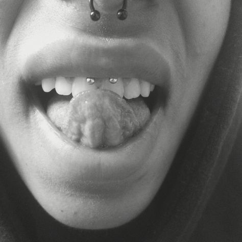 #Septum #piercing #smiley Smiley Piercing, Piercing Ideas, Septum Piercing, Smiley, Piercings, Nose Ring, Tattoos