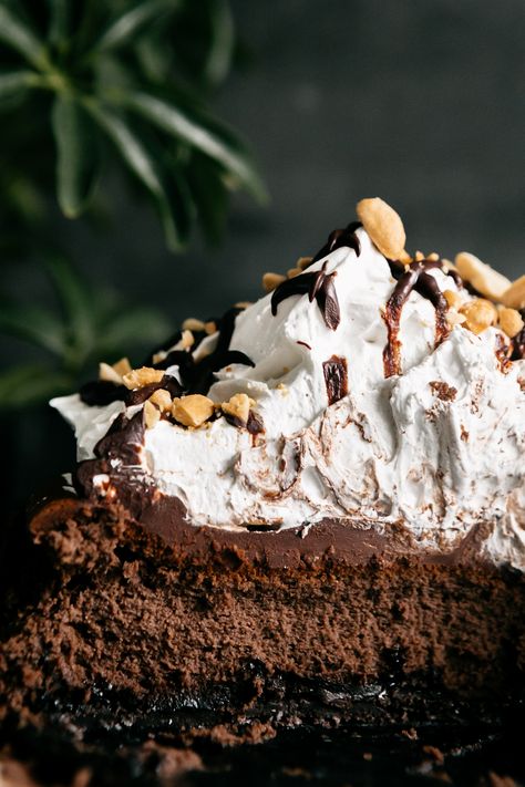 Rocky Road Cheesecake - Heathers Home Bakery Rocky Road Cheesecake, Best Chocolate Cheesecake, Homemade Marshmallow Fluff, Homemade Marshmallow, Oreo Crust, Homemade Marshmallows, Nut Recipes, Marshmallow Fluff, Home Bakery