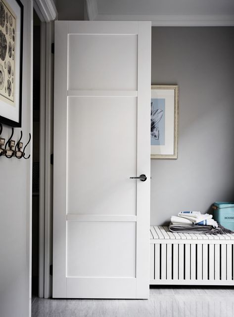 How to select the right interior door - Making your Home Beautiful Three Birds Renovations Internal Doors, Modern Farmhouse Internal Doors, Scandi Interior Doors, Inside Door Styles, Traditional Interior Doors Styles, Tall Interior Doors, 2024 Interior Door Trends, Indoor Doors Ideas, Indoor Doors Modern