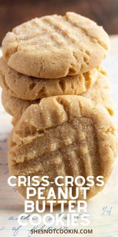 These classic, old-fashioned Criss-Cross Peanut Butter Cookies are soft and chewy. For an updated version, add a cup of chocolate chip for a yummy variation. Try this easy recipe today! Criss Cross Peanut Butter Cookies, Chewy Peanut Butter Cookie Recipe, Pb Cookies, Quick Cookies Recipes, Cross Cookies, Iced Oatmeal Cookies, Best Peanut Butter Cookies, Classic Peanut Butter Cookies, Easy Peanut Butter Cookies