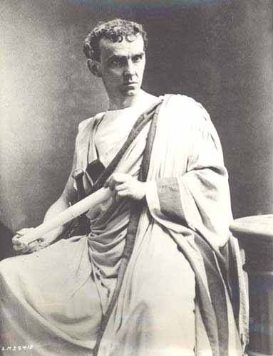 "Ye gods, it doth amaze me, A man of such a feeble temper should So get the start of the majestic world, And bear the palm alone." --Cassius from "Julius Caesar" (1.2.129) Lawrence Barrett as Cassius in an 1870 production of "Julius Caesar." Cassius Julius Caesar, Julius Caesar Shakespeare, Julius Caesar, Ancient Rome, The Palm, The Start, Rome, A Man, Greek Statue