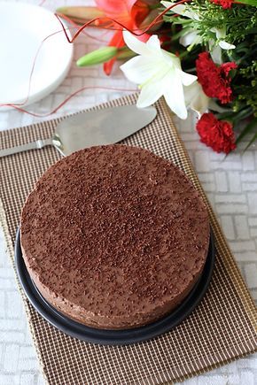 Chocolate cheesecake Cheesecake Eggless, Mascarpone Cheesecake, Chocolate Mascarpone, Egg Free Desserts, No Bake Chocolate Cheesecake, No Bake Recipe, Lovely Cake, Eggless Desserts, Eggless Recipes