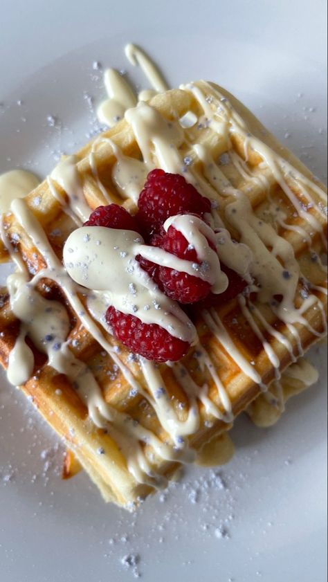 Cream Cheese Icing For Waffles, Waxmelts Ideas, White Chocolate Syrup, White Chocolate Sauce, Raspberry White Chocolate, Tea Time Food, Chocolate Waffles, Cozy Dinner, Candle Ideas