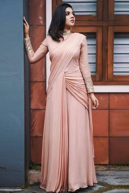 Pink Fancy Saree, Dusty Pink Saree, Long Sleeve Saree Blouse, Long Blouse Designs, Gown Designs, Saree Wearing Styles, Fancy Sarees Party Wear, Draping Fashion, Saree Gown