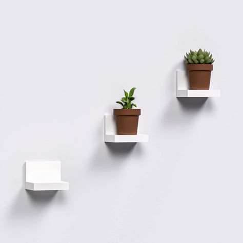 Simple Wall Shelf Ideas, Small Floating Shelves Decor, Small Floating Shelves Living Room, Mini Wall Shelves, Mini Shelves On Wall, Mini Shelf Decor Ideas, Mini Floating Shelves, Small White Shelf, Wooden Wall Decor Ideas