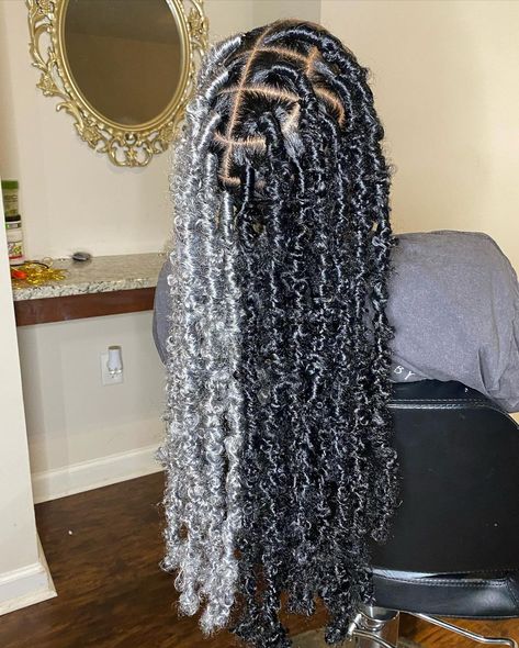 Black And Grey Butterfly Locs, Butterfly Locs With Color, Fairy Locs, Cute Box Braids, Braided Ponytail Hairstyles, Cute Braided Hairstyles, Faux Locs Hairstyles, Cool Braid Hairstyles, Quick Braided Hairstyles