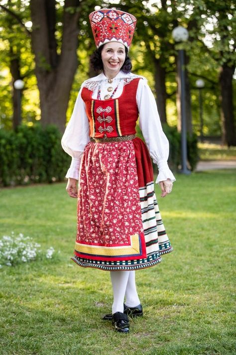 Baltic northern european folk dress costume finnic woman aesthetic Estonian Clothing, Woman Aesthetic, Folk Dress, Folk Dresses, Eastern European, Dress Costume, Folk Costume, Traditional Clothing, Eastern Europe